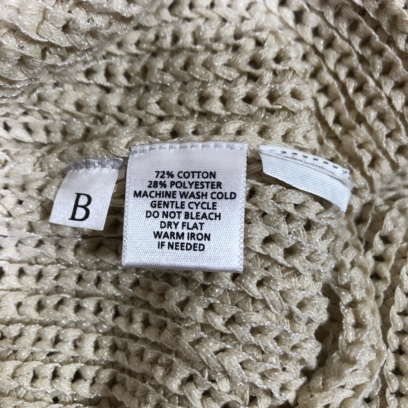 Sweater - Picture 5 of 5